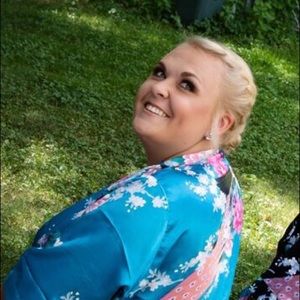 Meet your Posher, Deana